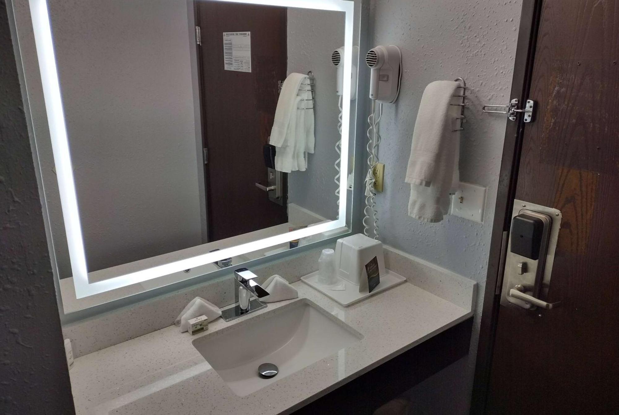 Baymont By Wyndham Proctor Otel Duluth Dış mekan fotoğraf